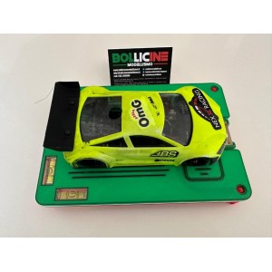 Bollicine-Tweak Station 1/28 con controllo a bolla e fondo con trama carbonio